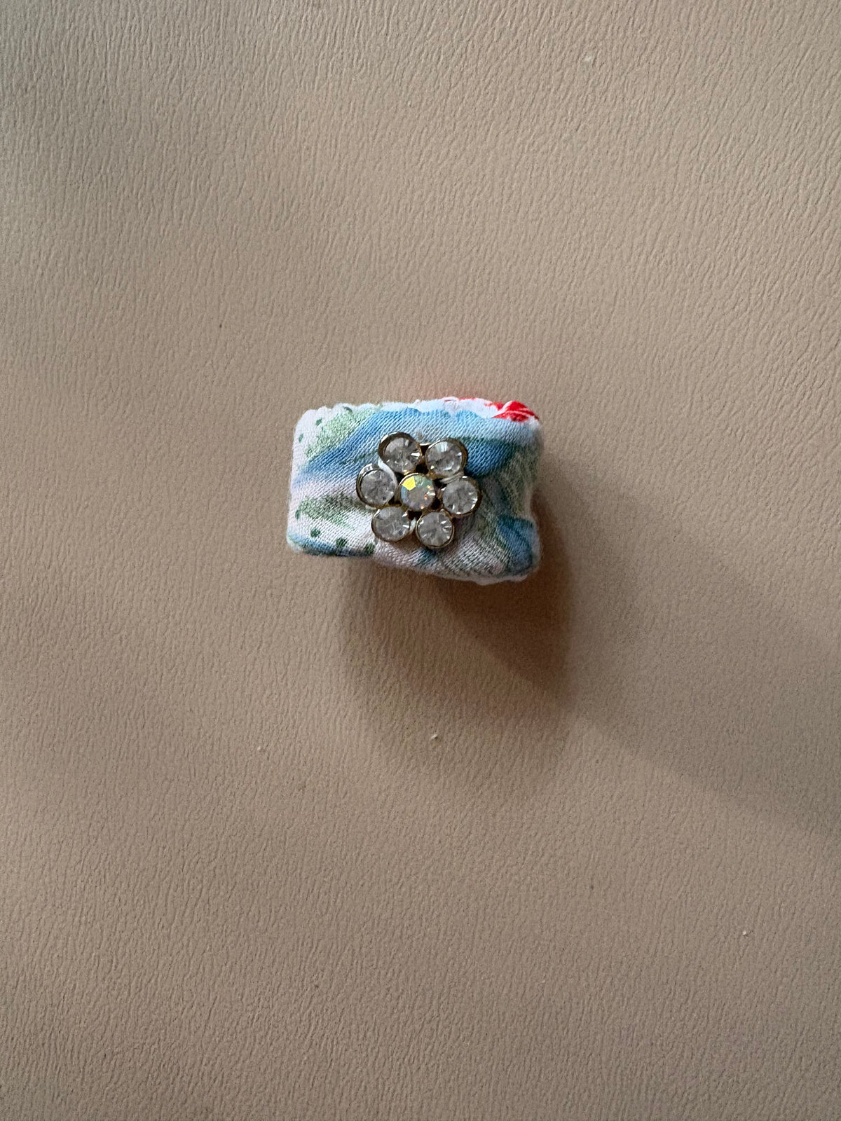 Quilted Light Color Ring with Bling