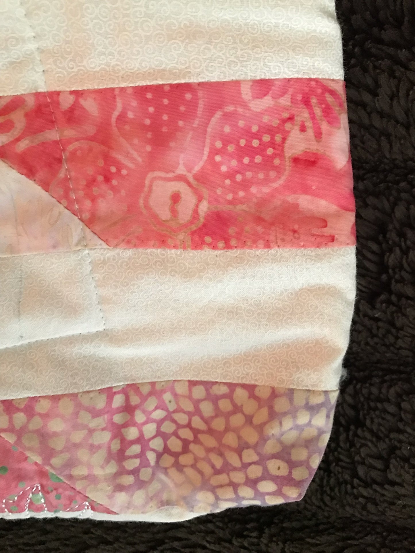 Hip Unique Quilt Purse in Pink & White Hues