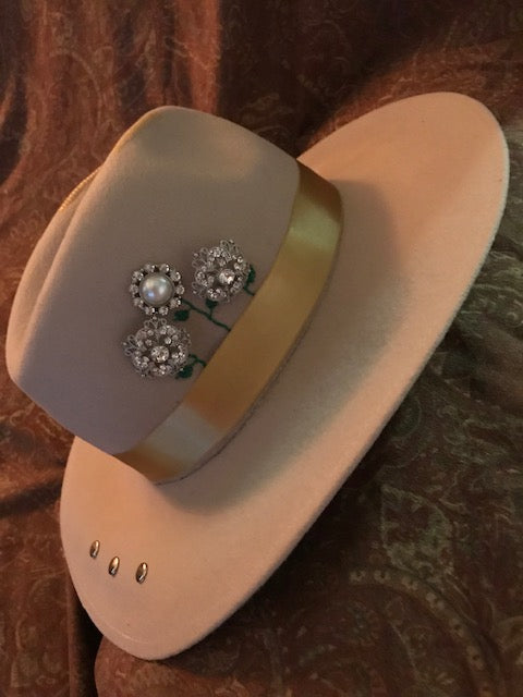 The Exquisite "Jeweled Flowers" Fine Felt Hat