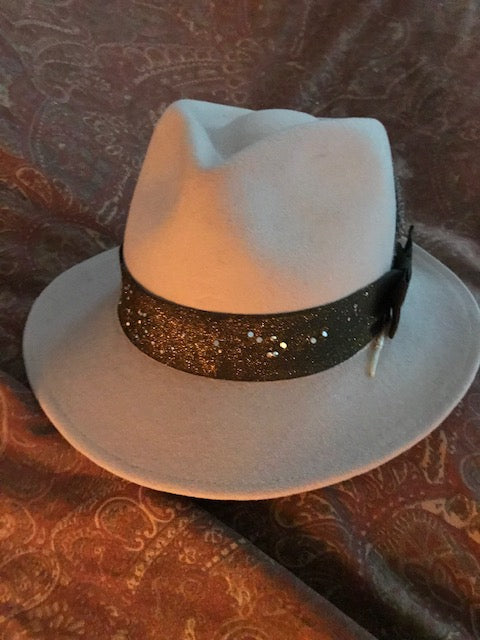 The "Dazzle" Sparkling Holiday Hat