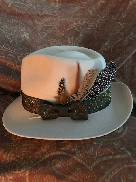 The "Dazzle" Sparkling Holiday Hat