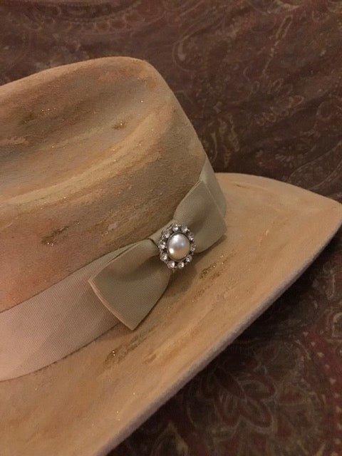 The Very Hip Distressed Fine Felt Cowboy Hat