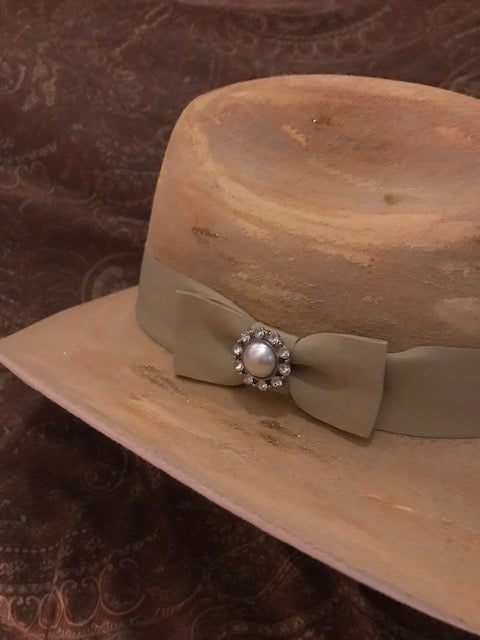 The Very Hip Distressed Fine Felt Cowboy Hat