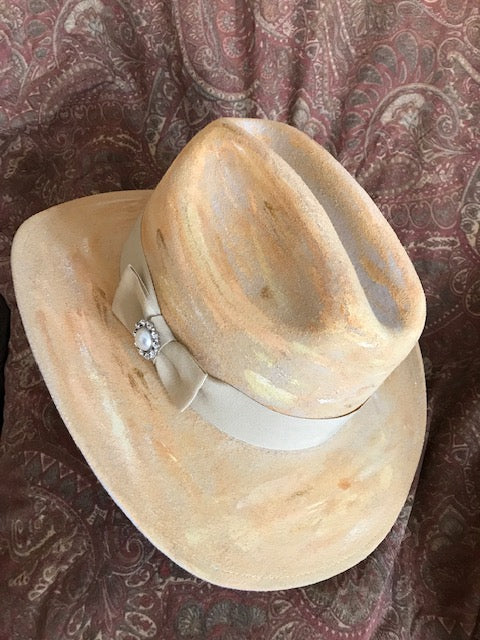 The Very Hip Distressed Fine Felt Cowboy Hat