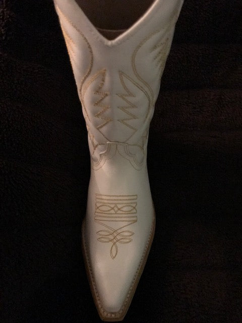 "The Destiny" White Urban Ranch Cowboy Boots w/ Gorgeous Bright Gold Stitchery