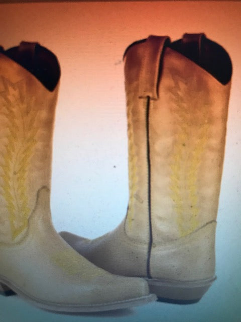 "The Fancy" Warm Honey Blond Urban Ranch Cowboy Boots w/Exquisite Bright Gold Stitchery