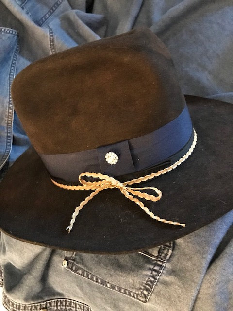 The Great Vintage Felt Hat