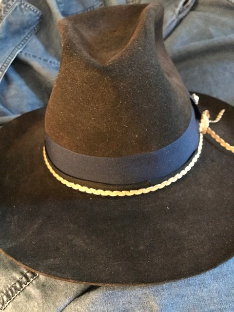 The Great Vintage Felt Hat