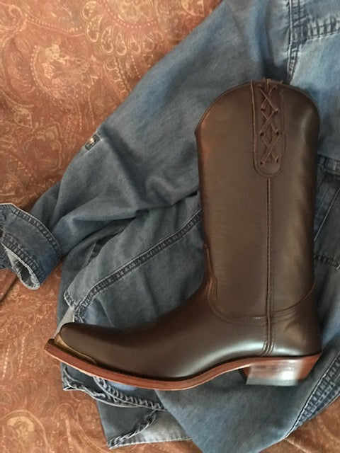 "The SKB Boot" - Exquisite Boots in Luxurious Brown Leather